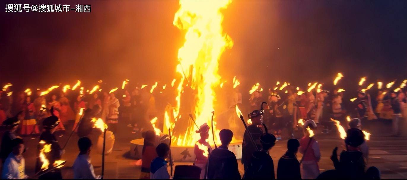 有一种叫云南的生活八月的云南热情如火最全玩火攻略来啦