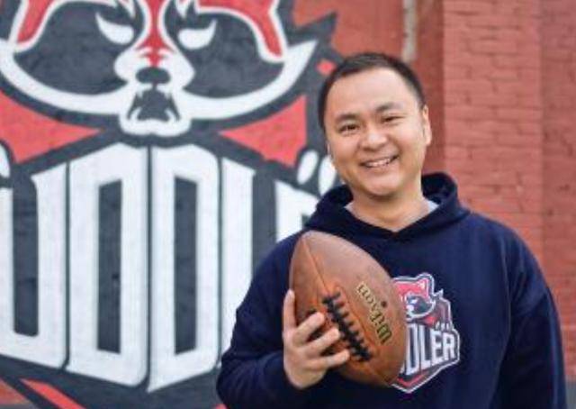 陈景润之子陈由伟高中学文大学数学系归来有脸给我爸扫墓了