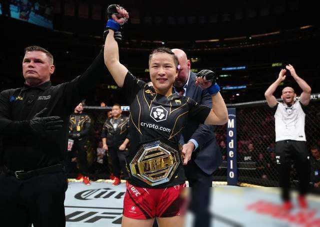 ufc冠军张伟丽吐槽闫晓楠"太凶"对方回应:我比她更美_中国_比赛_选手