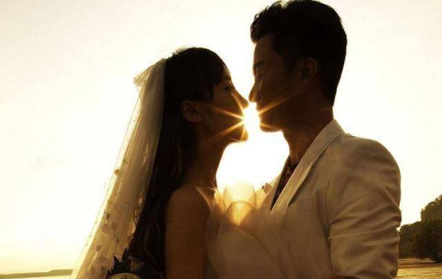 怪不得吴京同意谢楠留短发长发形象堪称惊艳实在是太美了吧老婆老公