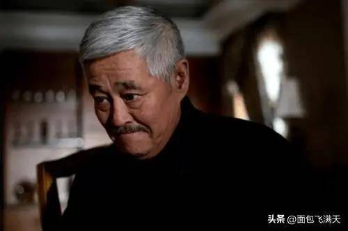 赵本山的两妻四子儿子赵铁蛋因病去世龙凤胎儿女玩网成网红赵大叔生活