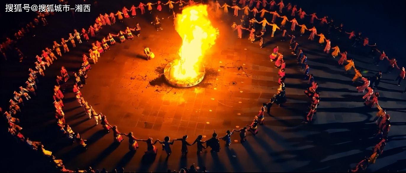 有一种叫云南的生活八月的云南热情如火最全玩火攻略来啦