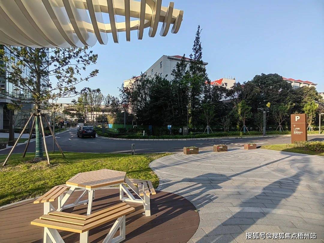 该产业园区的租金价格在2-2.