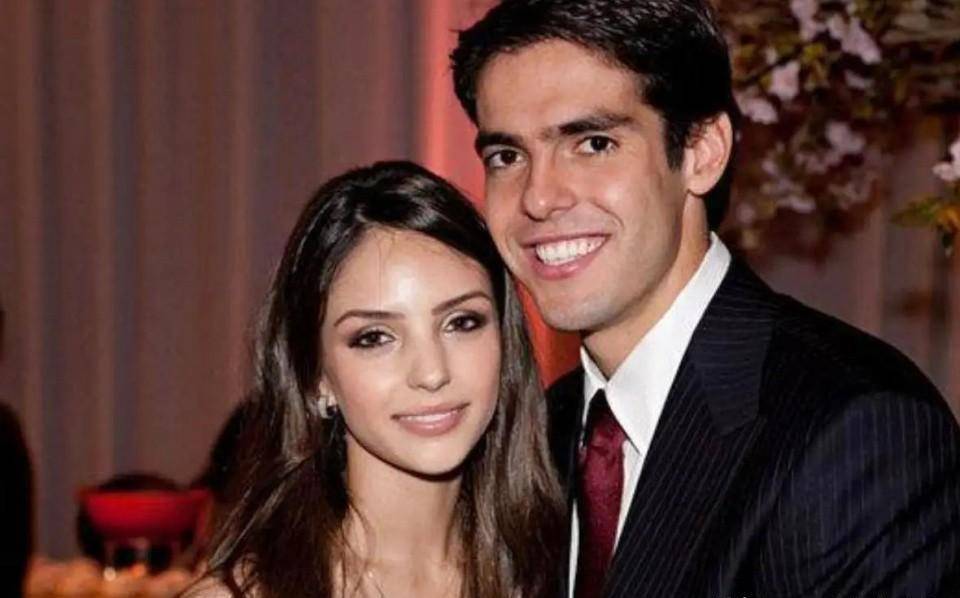 原创完美的卡卡错了吗离婚9年首度开口回应前妻单身1年却努力无果