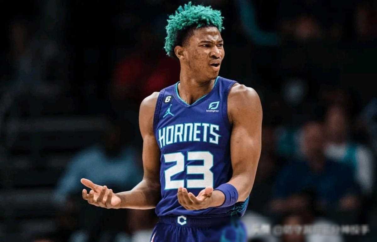 虽然他身高,体重等条件都不错,但他的性格和表现却一直是个谜.