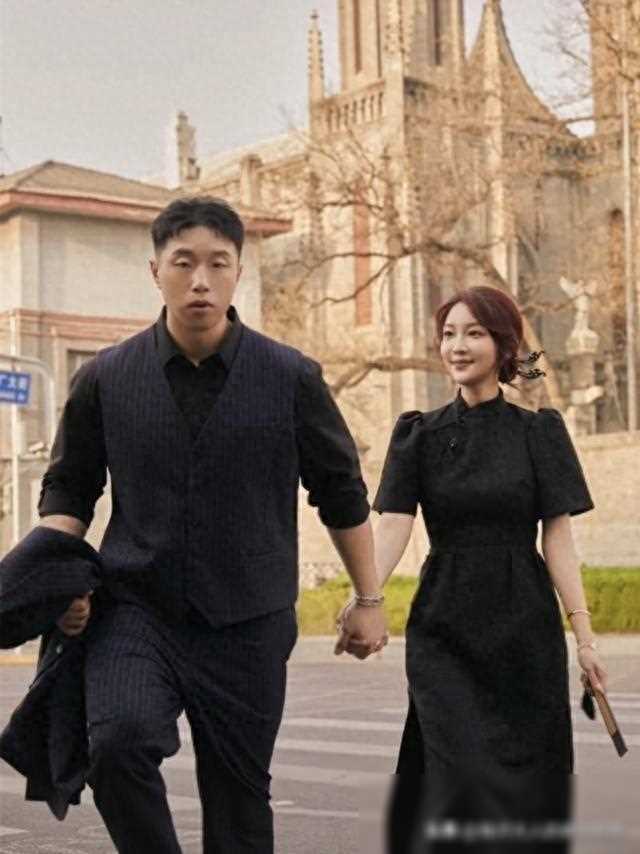 德云社烧饼妻子晒身材引网友赞叹:生俩娃仍如少女