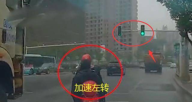 湖南长沙，电动车过路口惨遭渣土车碾压，2人当场死亡，监控曝光-长沙电动车事故赔偿标准是多少