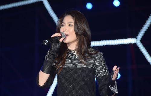 年,与富豪喜结连理,坐月子花400万,47岁被宠成公主_小林_生活_陈慧琳