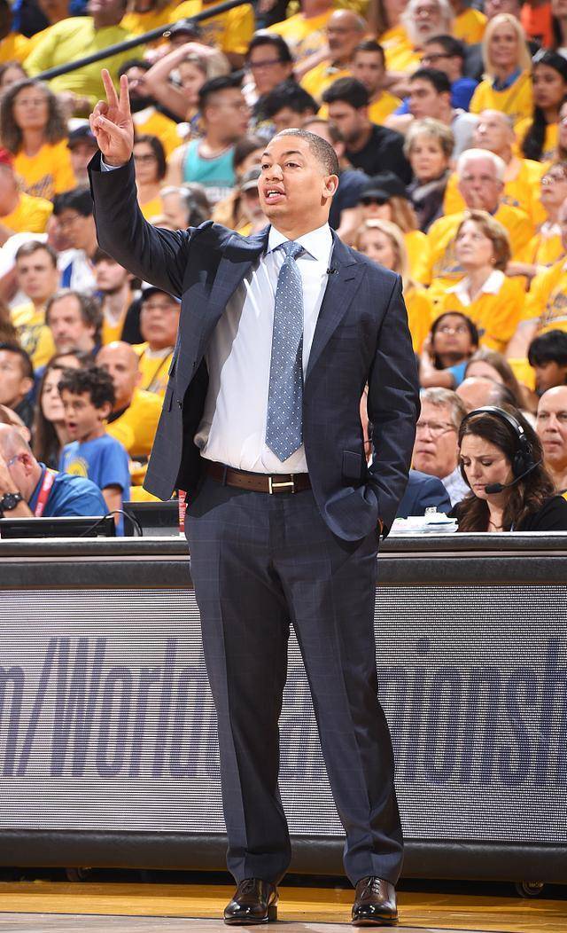 原创犹似故人归青春记忆里湖人三连冠时期球员今何在有人资产8亿