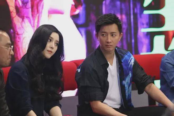 后来韩庚成为乐华娱乐的元老高层,范丞丞就成了"乐华七子"之一.