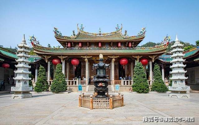 去厦门旅游四天三晚怎么安排,去厦门旅游自由行还是报团好