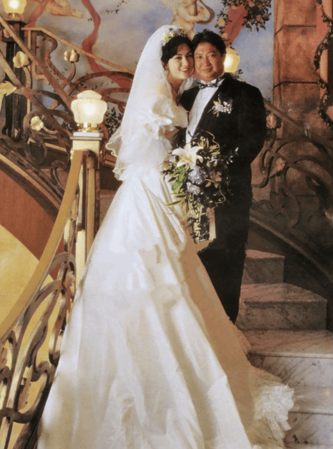 洪金宝获金像奖终身成就奖:他离婚又再婚,前妻和现任人生都有痛
