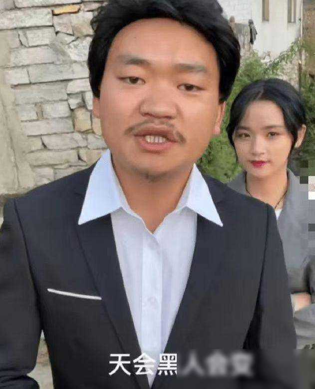 王宝强作为"宝哥",他的劝告不仅是对王宝弱的警示,更是对整个娱乐圈的