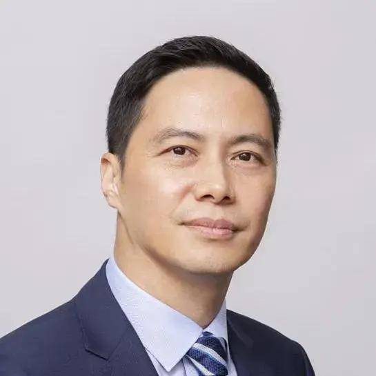 公募一季报出炉，加减仓哪些行业？权益基金经理原来这样应对！