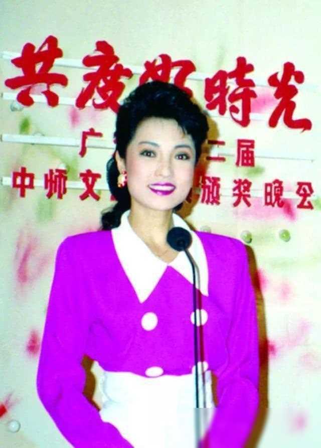 广东一枝花侯玉婷:曾传绯闻,岁成为模范婆婆_霍震霆_故事_朱玲玲