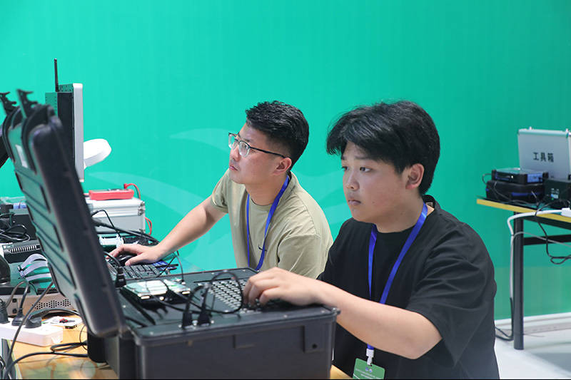 河北省职业院校技能大赛(中职组)"数字产品检测与维护"赛项在雄县举行