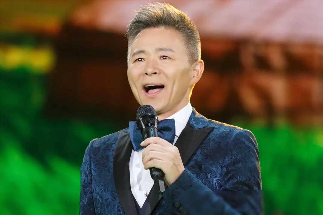 王宏伟杨姗姗图片