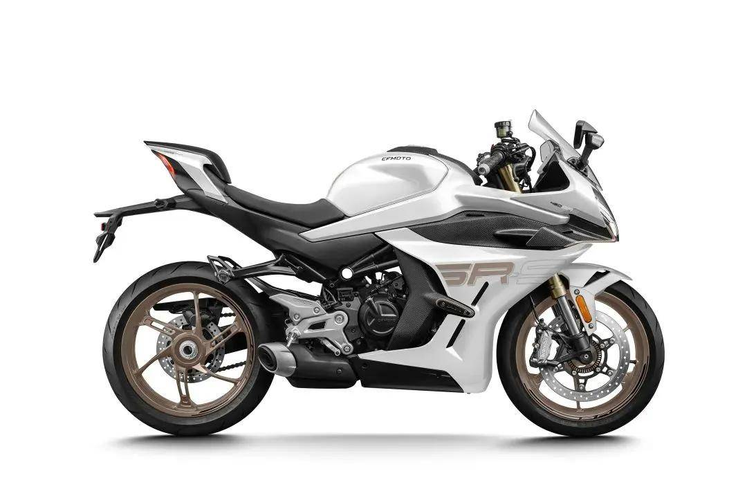 2024款春风450sr-s发布,价格下调千元新增快排