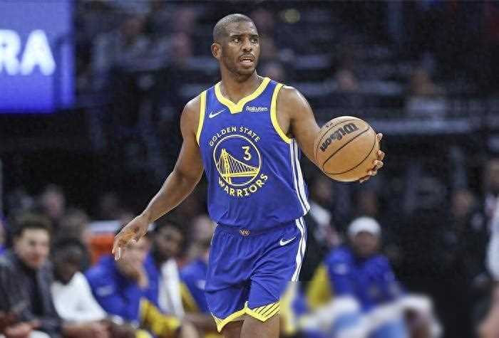 轰  后我低头,库里发声憾失胜局,汤普森陷入迷茫