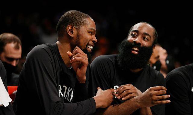 nba众星赞不绝口!哈登封神一战震撼球坛,杜兰特悔不招揽,欧文佩服不已