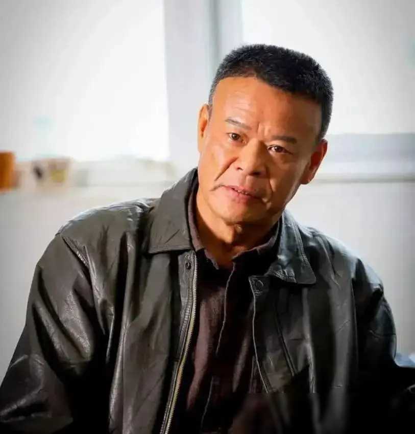 黄品沅:改名后走红,家庭背景不一般