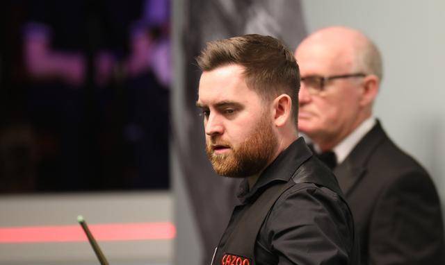 琼斯评击败种子选手张安达:发挥未佳,错失单杆制胜,互相拖累表现不佳