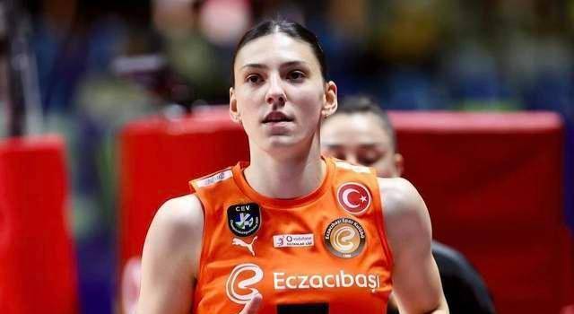 女排土超联赛决战:费内巴切横扫伊萨奇巴希成功卫冕