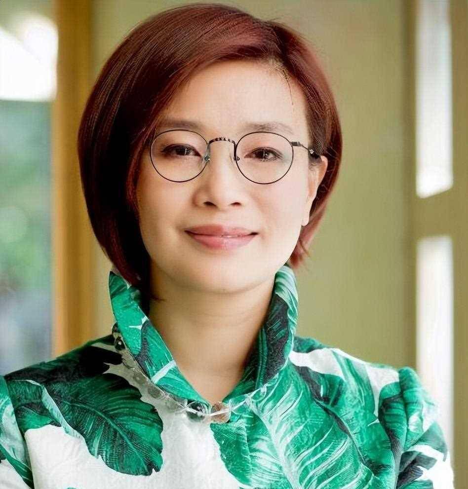 周立波前妻胡洁:离婚再嫁周立波,年现状如何?