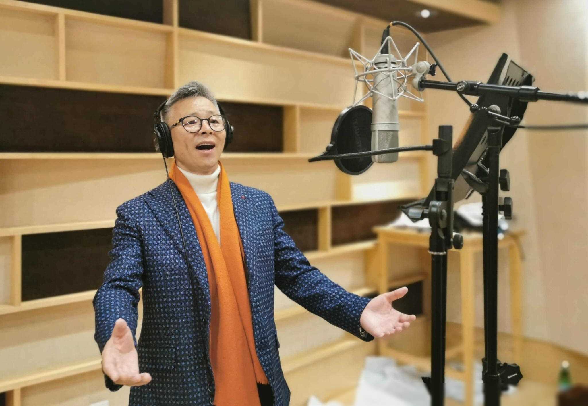 歌唱家王宏伟:成长路上经历坎坷,成名后孝行令人感动