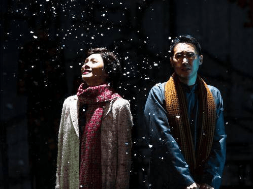 "人总是在接近幸福的时候倍感幸福"说这话的张爱玲却漂泊了一生