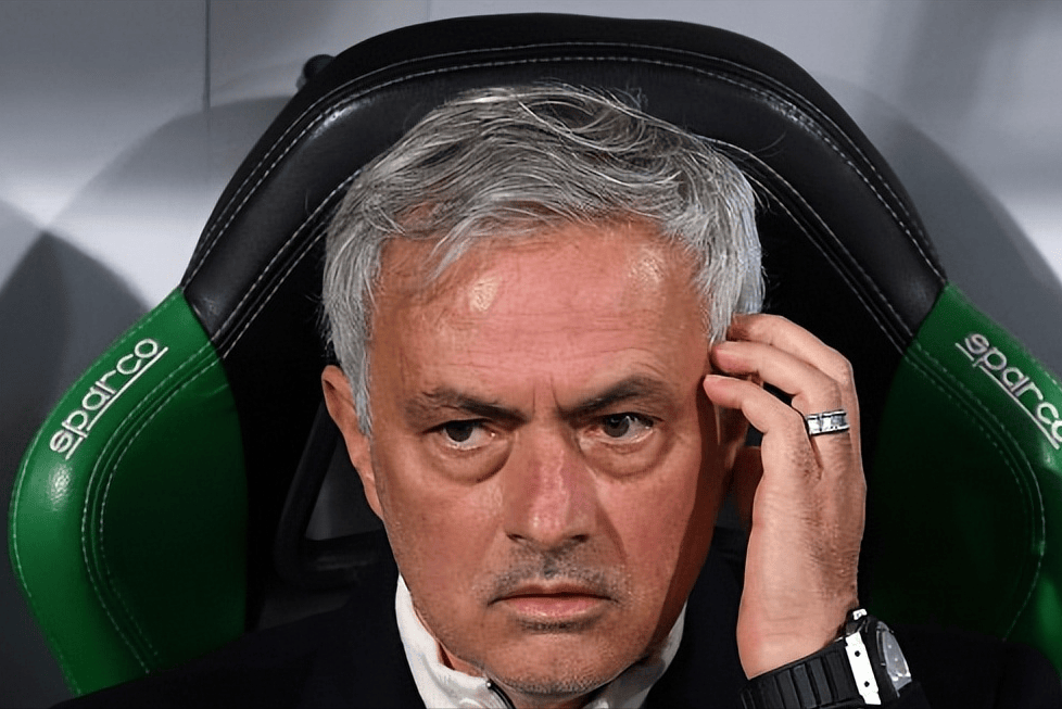 穆里尼奥:我现在才61岁,我还有很多时间担任主教练!