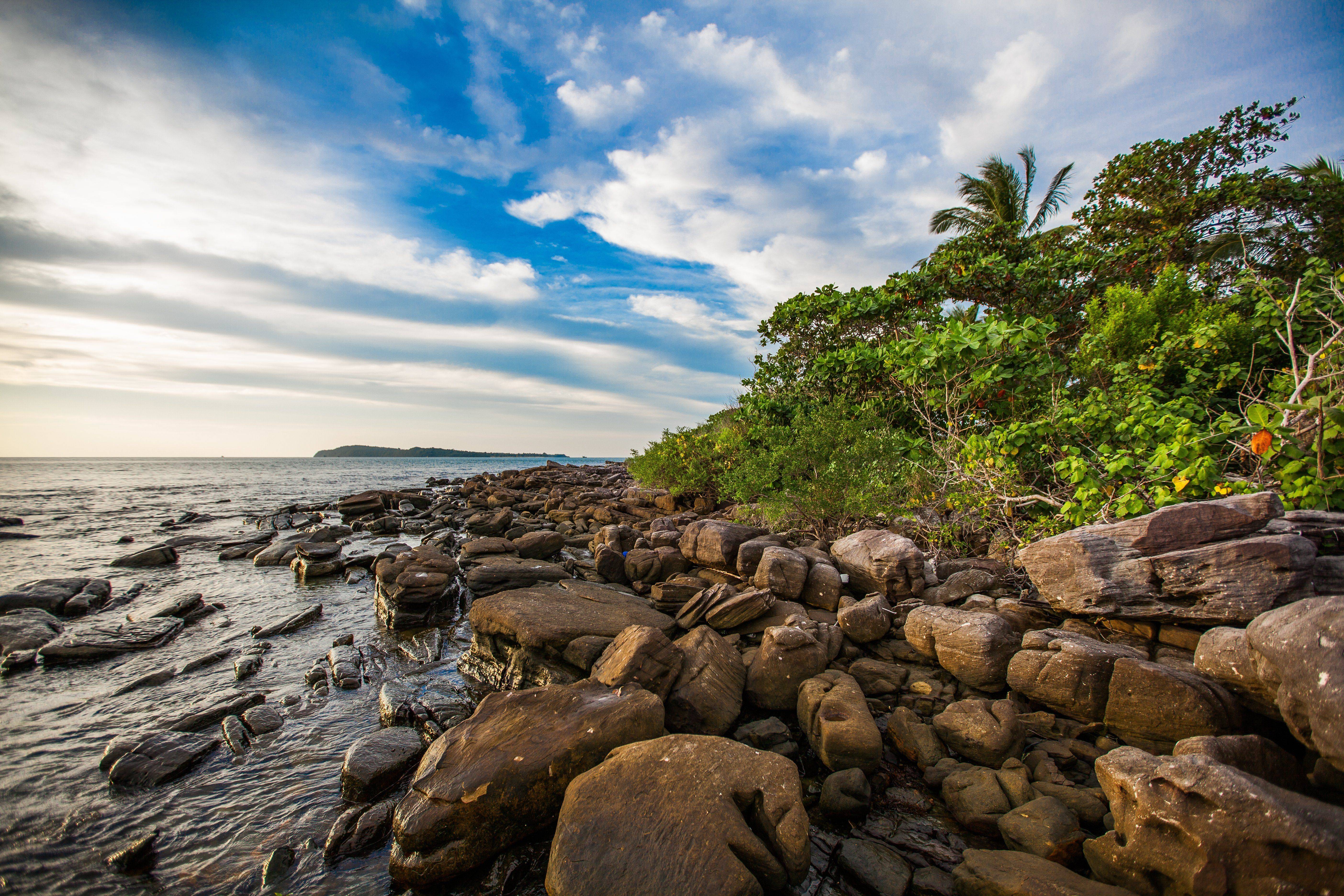 柬埔寨七星海的生态旅游革新:自然资源的保护与利用