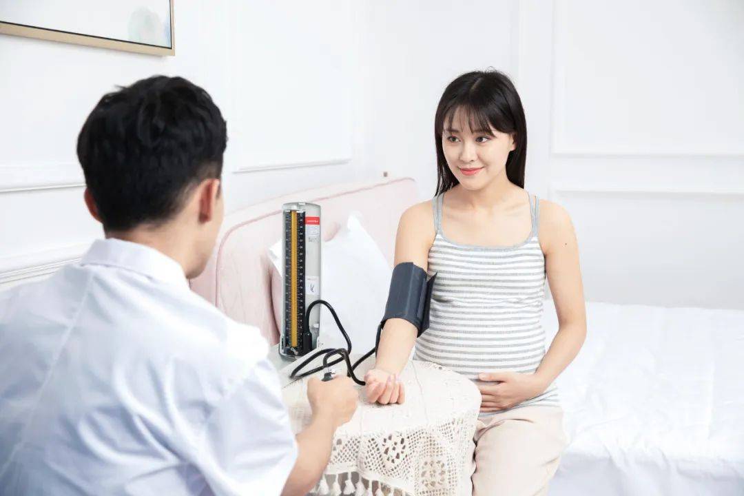 月份越大血压越高？孕期如何管理血压？_孕妇_控制_护理