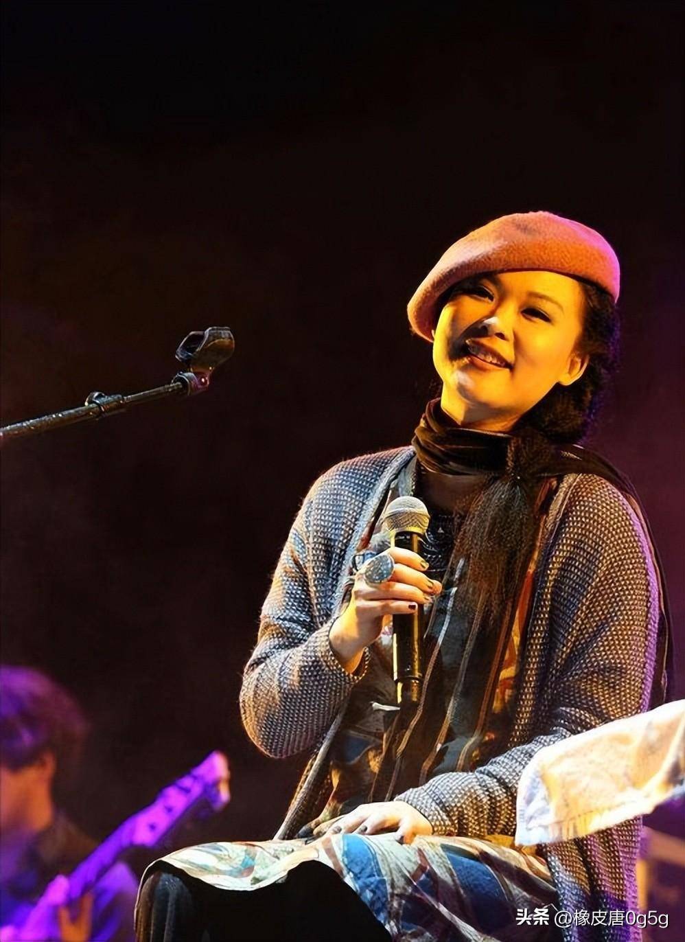 许美静演唱会不到30分钟,可怜之人必有可恨之处_陈佳明_生活_感情