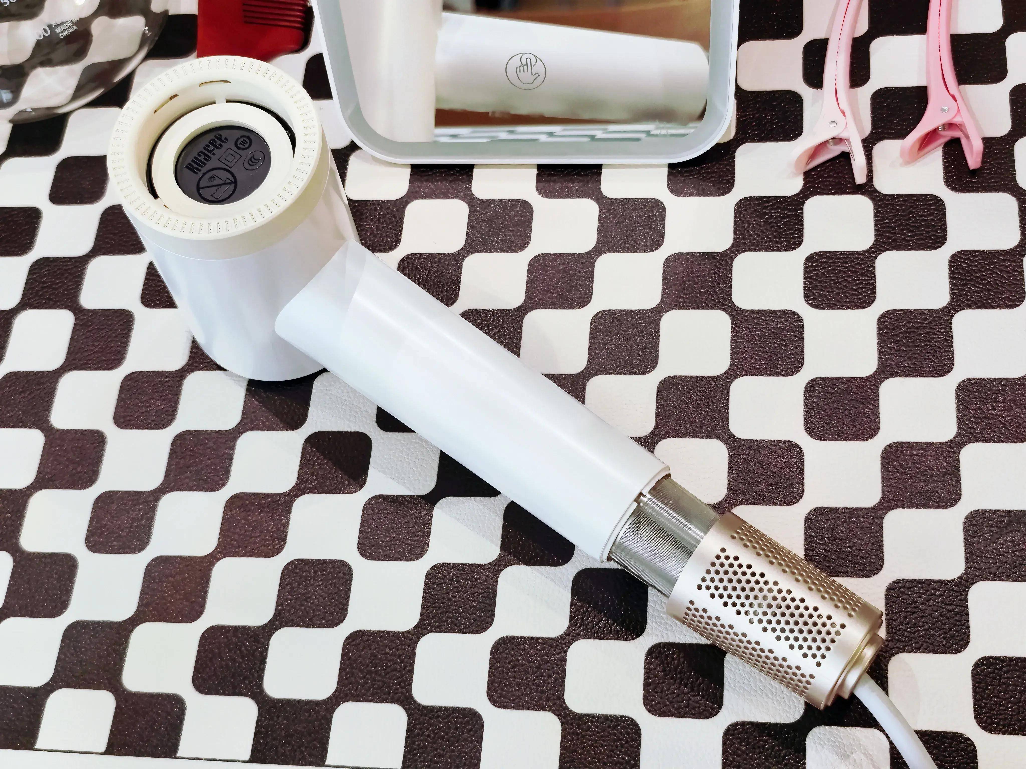 告别金毛狮王拥有漫画头？岚斐等离子吹风机吹护养三合一！