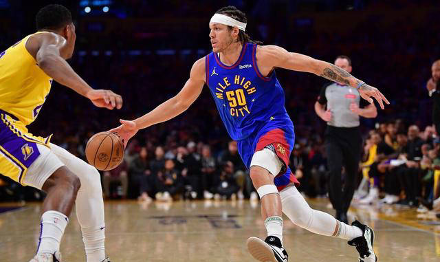 恩比德狂砍50+8+4创纪录，当之无愧今日最佳球员！