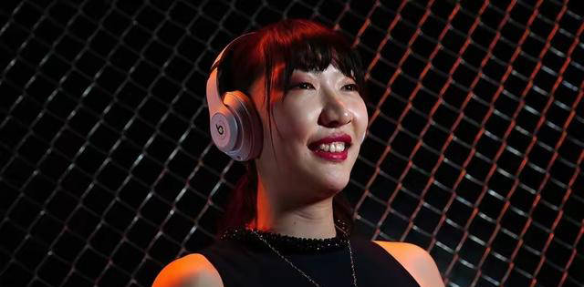 中国女篮名将韩旭:事业辉煌身价不凡