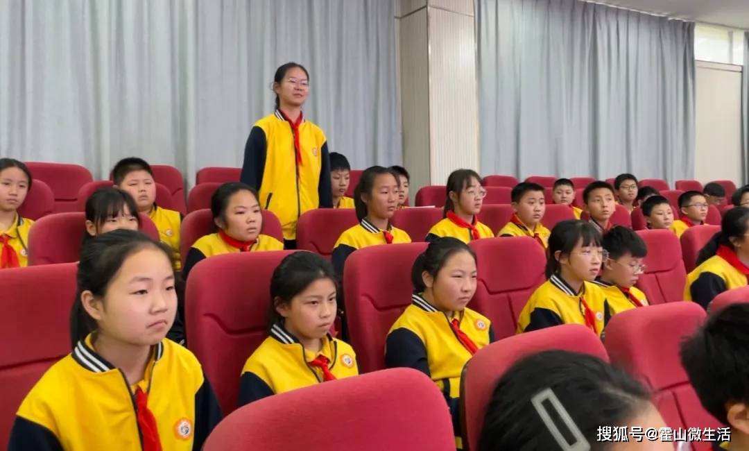 霍山文峰小学成功举办防震减灾知识讲座与演练活动