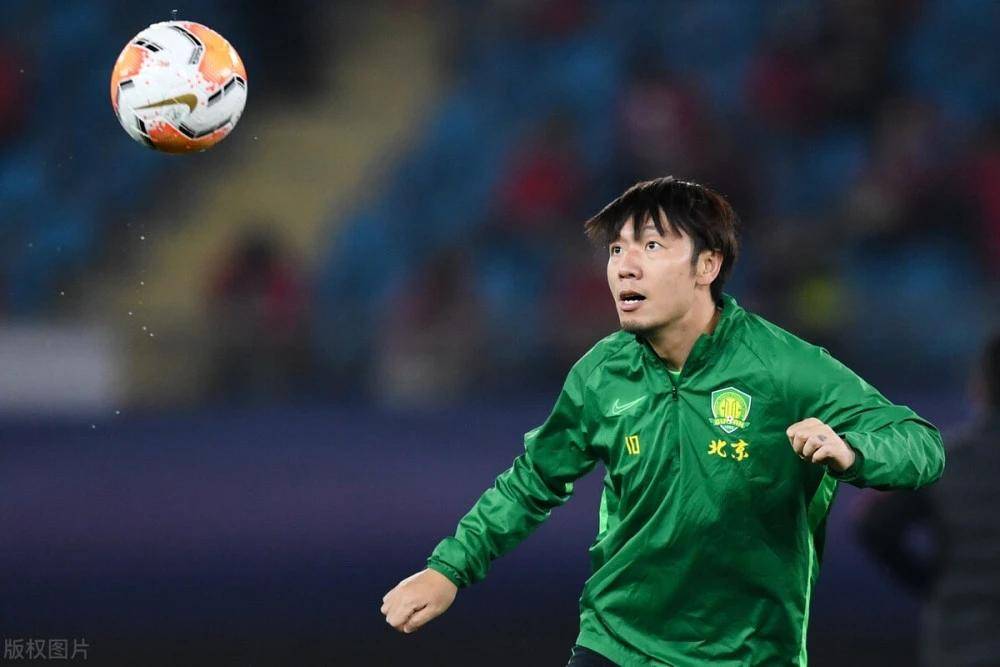 张稀哲高光表现,堪称中超德布劳内,重返国足呼声高,伊万怎么看