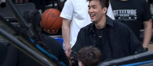 辽宁外援郭艾伦现身,张镇麟单节砍11分,12分外援表现出色