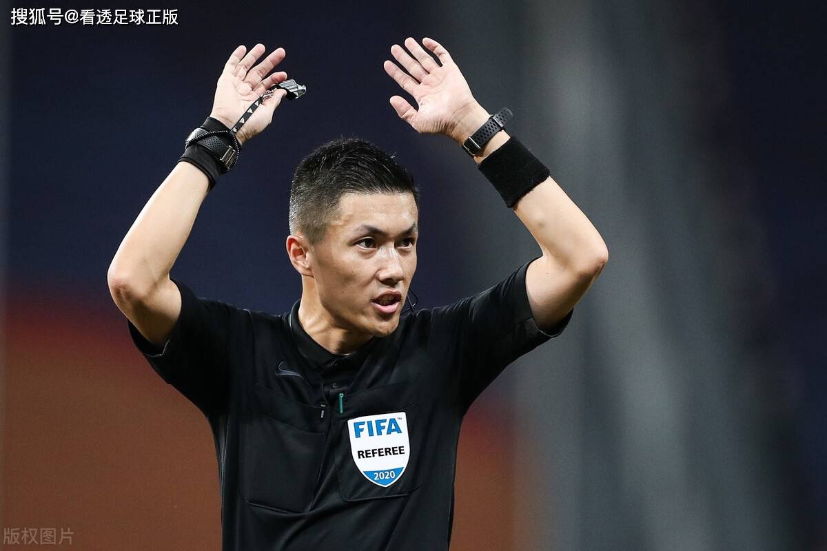 中国裁判又进亚洲杯决赛!亚足联器重的潜力股,本届已执法8场!