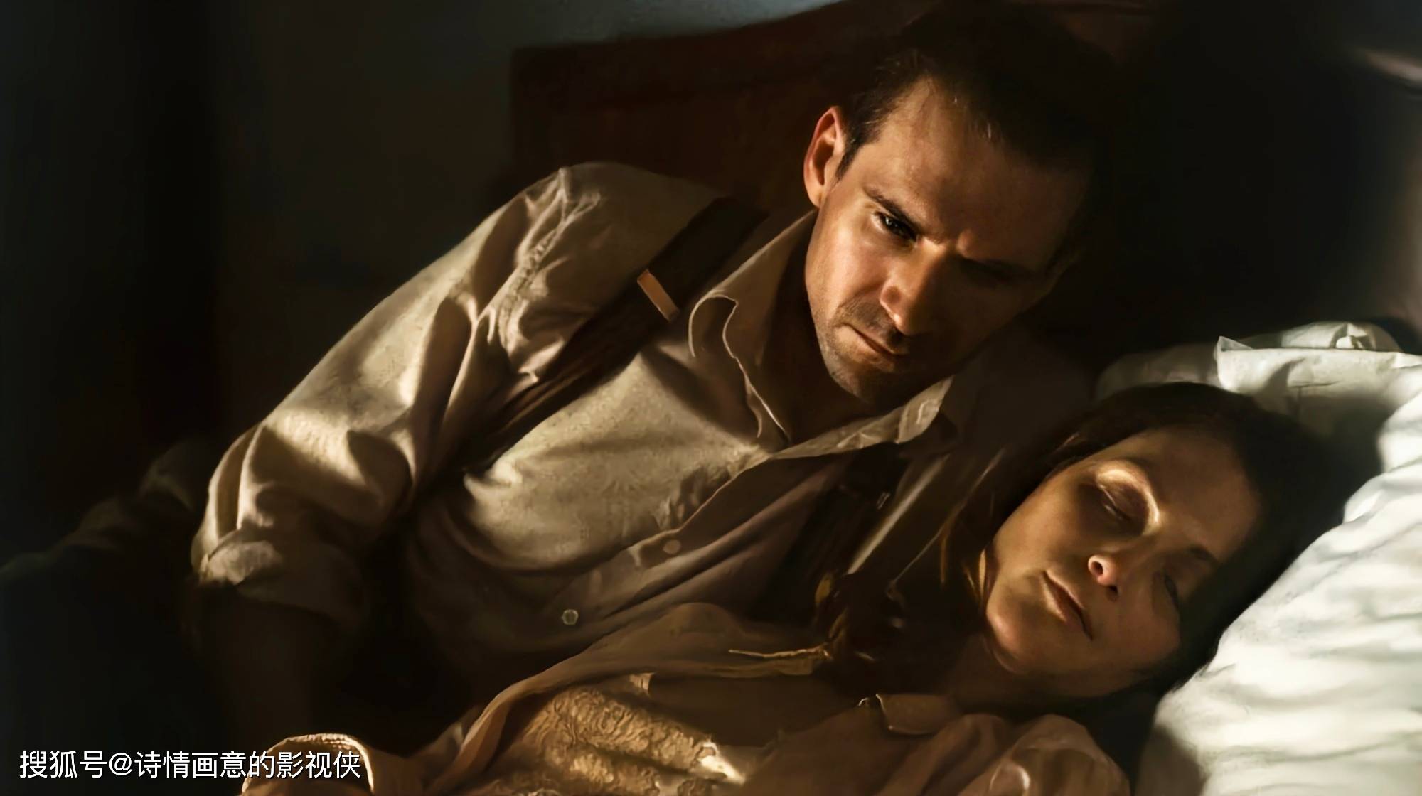 英国婚外情题材电影《爱到尽头》:情欲与抉择的交织