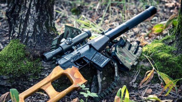 事实情况告诉我们,这样是不行的,在战场上,狙击枪的用途跟步枪有很大