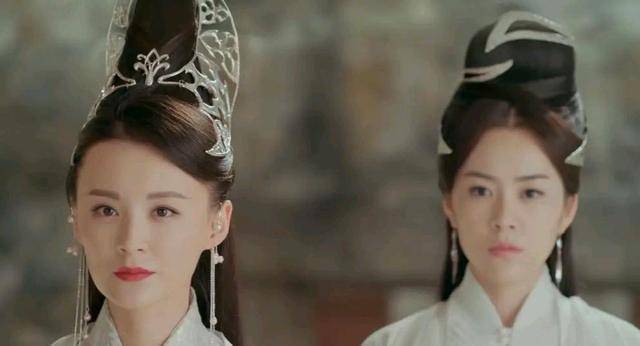 "邀月"杀了"怜星",会后悔自己的举动吗?毕竟是亲妹妹