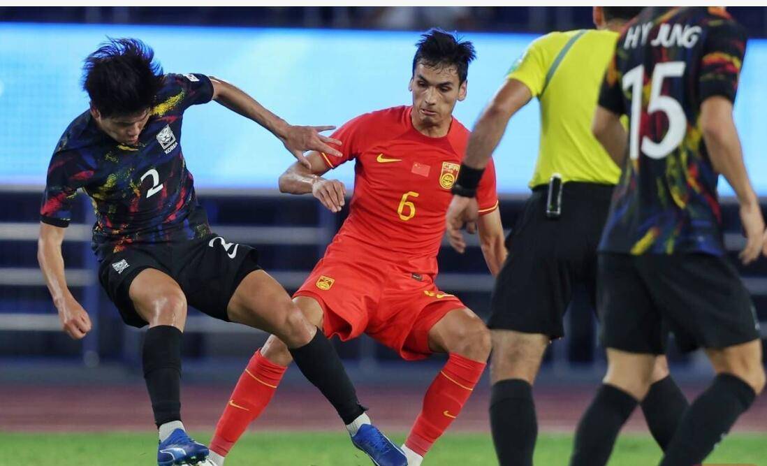 韩国足球梦碎奥运!球迷争吵不断,谁能引领韩国队重回巅峰?