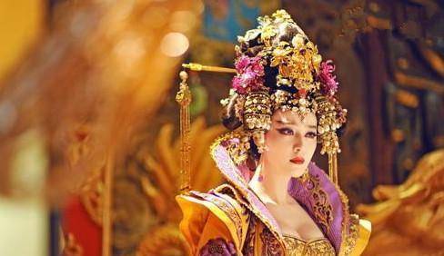 11岁嫁人,15岁守寡,被百姓誉为最纯洁的花神皇后_张嫣