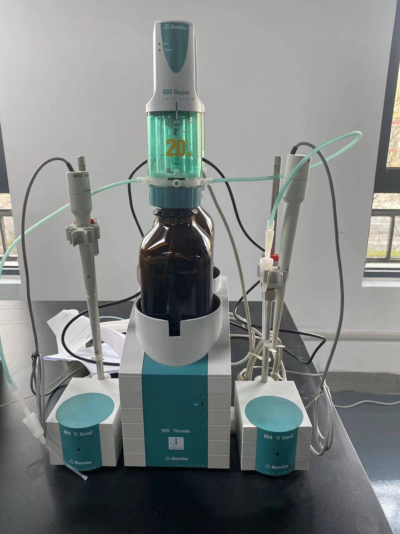 全自动电位滴定仪:实现化学分析自动化