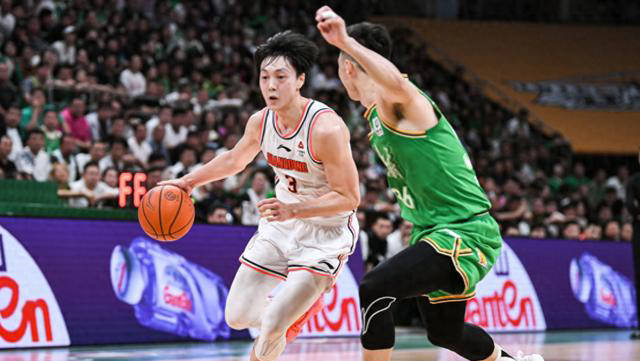 辽宁对阵广东半决赛g3:广东迎来外籍裁判,cba严罚辽宁