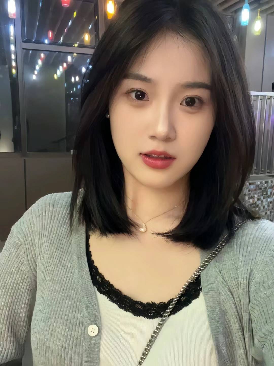 超美锁骨发修颜减龄气质炸裂
