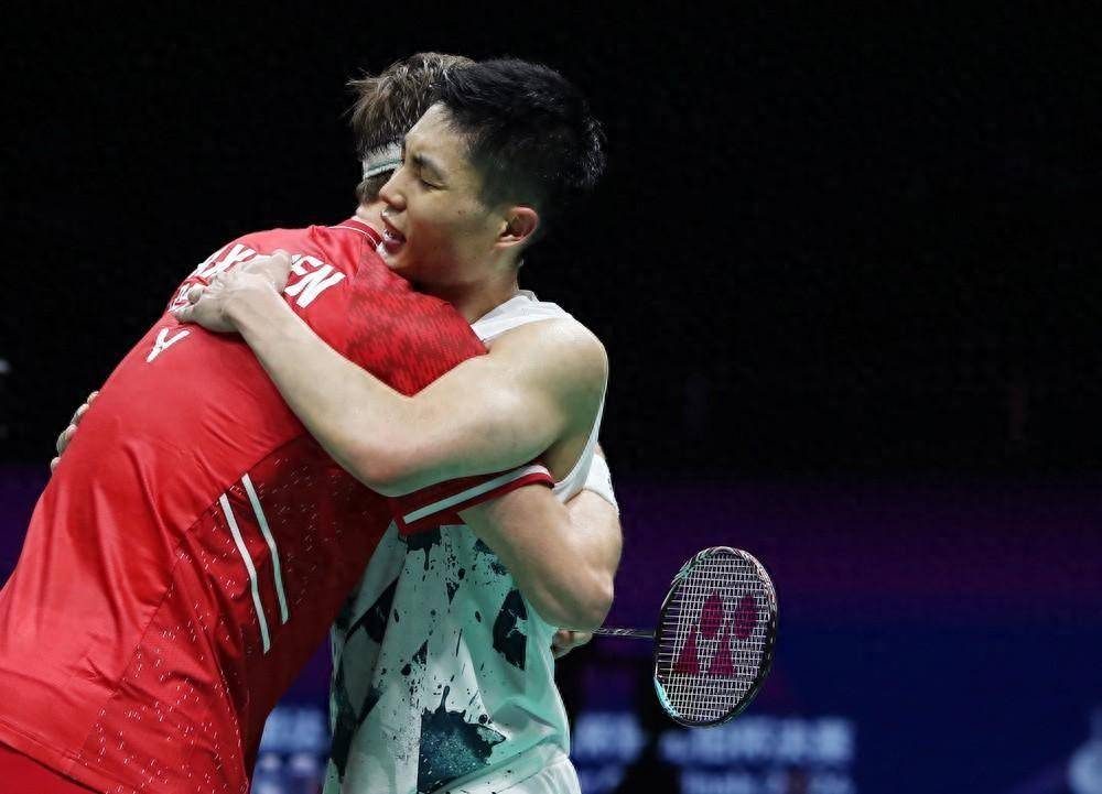 汤姆斯杯:周天成爆冷战胜安赛龙,为中国台北队进入4强奠定基础